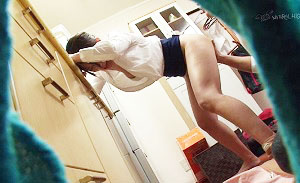 一度ハメたら外さないしつこいピストンで何度も痙攣イキする巨尻妻